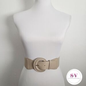 Stretchy beige waist belt